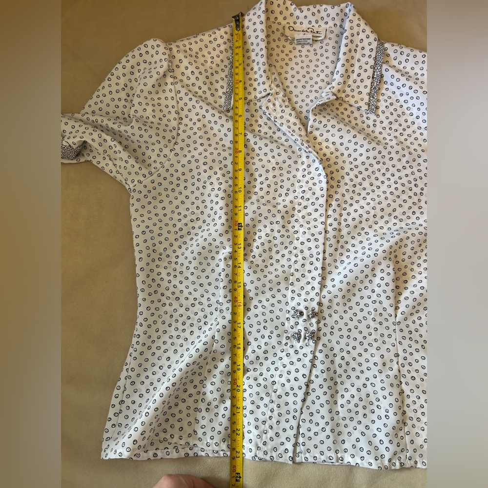 Vintage Oscar de la Renta White Blouse with Black Dot Print - Picture 4 of 4